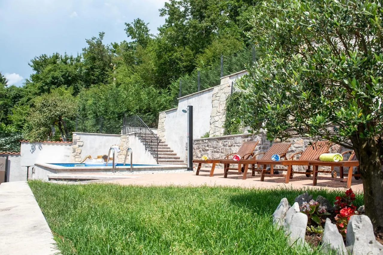 Villa Kuca Za Odmor Vila Jurdani Croácia
